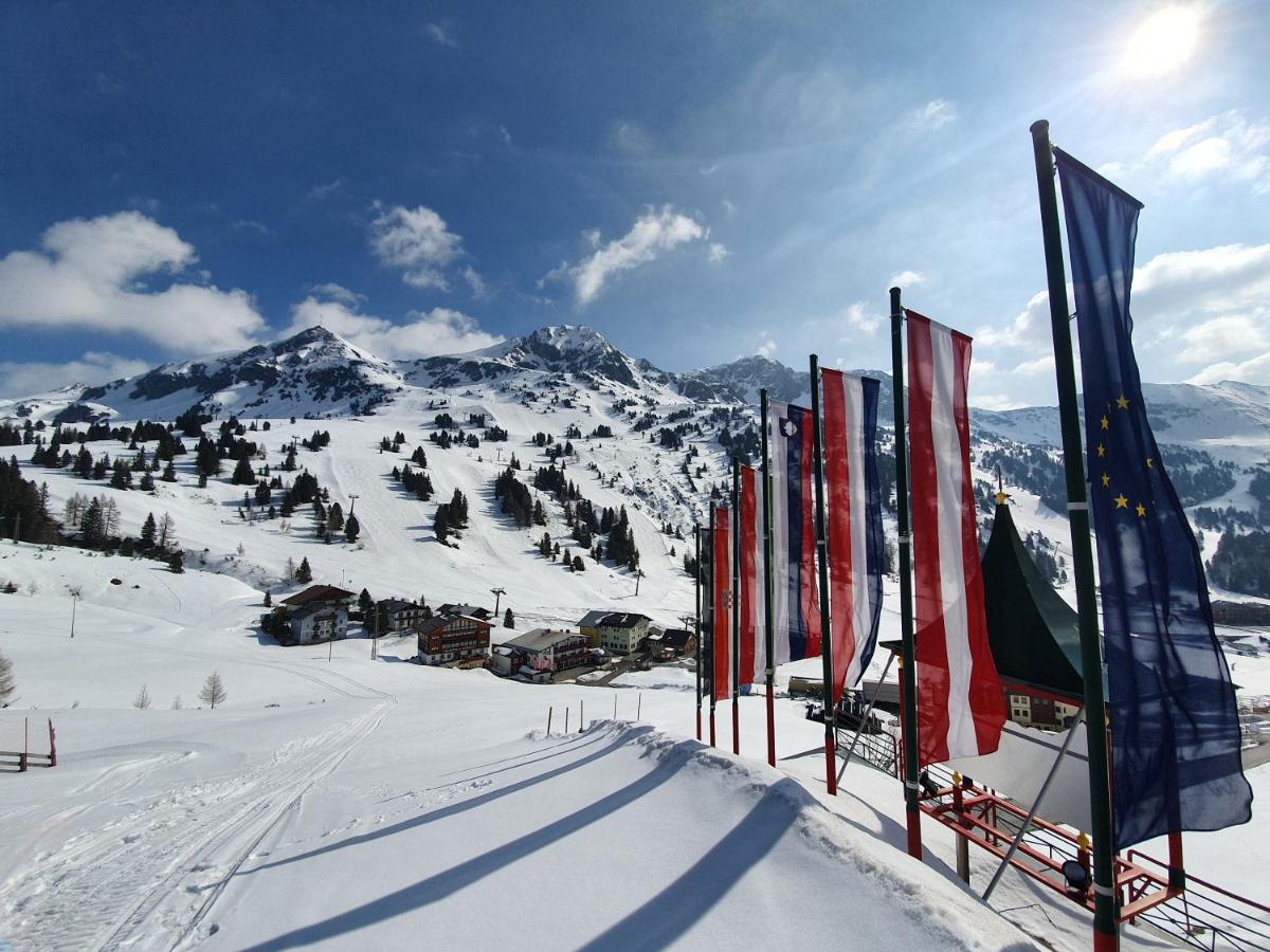 Austria Alpinhotel Ski In Ski Out An Der Edelweissbahn Obertauern Exterior foto