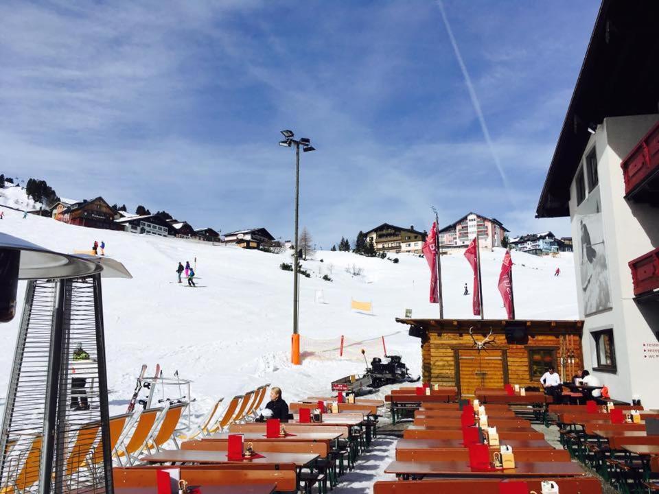 Austria Alpinhotel Ski In Ski Out An Der Edelweissbahn Obertauern Exterior foto